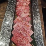 場外焼肉 榮登庵 - 栄登庵カルビ1,520円×2