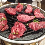 Jougai Yakiniku Eidorian - Bu厚切り上ハラミ1,980円ON FIRE