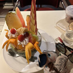 チェリー - プリンアラモード　上から