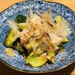 東池袋 魚金 - きゅうりの梅タタキ