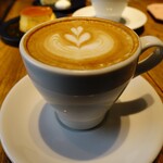 MONZ CAFE - フラットホワイト