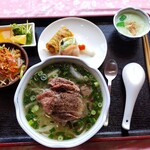 Ngon - 소고기 쌀국수 런치 세트 (980엔)