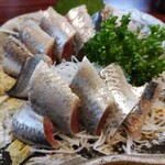 丸千葉 - いわし刺身。