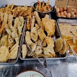 讃岐うどん がもう - 天ぷら、お揚げ、玉子