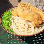 讃岐うどん がもう - うどん(特大 3玉)、鳥天、ちくわ天