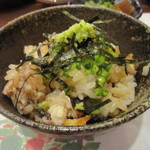 入谷鬼子母神門前のだや - わさび、万能ねぎ、刻み海苔で。
      
      
      