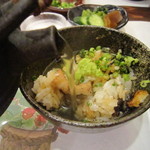 入谷鬼子母神門前のだや - お茶をかけて。
      
      
      