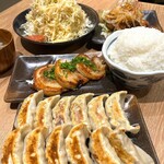 肉汁餃子のダンダダン - 