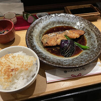 銀座米料亭 八代目儀兵衛 -  銀座米料亭 八代目儀兵衛 -