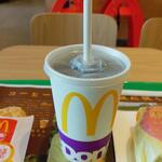 McDonald's - コーラ ※ストローは紙タイプでした(2023.04.28)