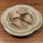 千陽 - 皮剥の肝載せのにぎり