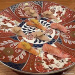 千陽 - 大間産 天然本鮪のカマトロ､皮剥の肝載せ､桜鱒の海胆載せのにぎり