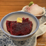 千陽 - 幸神目抜の湯霜造りと鯨の尾の身