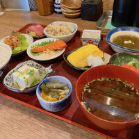 魚料理 ふじい - お味噌汁側
