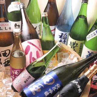 青森県を代表する地酒やワインが充実。贅沢な飲み放題もぜひ