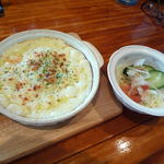 いちょう並木 - 料理写真:グラタン￥７００