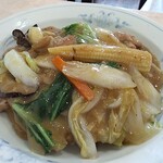 北珍 - 中華丼870円