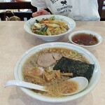 北珍 - こってりラーメン640円