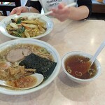北珍 - こってりラーメン640円