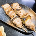 三酉屋 - ねぎま塩198円/本