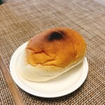 大平製パン - 自分で焼き過ぎました。本来、おこげはないキレイなパンです。