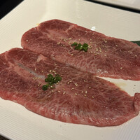 老舗精肉店直送 千種焼肉 飛騨牛の奴隷 千種店 - 
