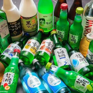 我们还提供多种酒精饮料，可为韩国菜增光添彩！