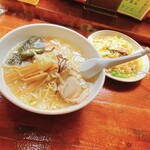 金山村 - 塩ラーメン+豚バラ青菜半炒飯(¥980)