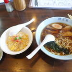 Terunoya - ラーメン＆半チャーハン（計1050円）