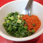 ラーメン二郎 - 待ってる間にカスタマイズ♪