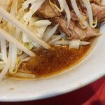 ラーメン二郎 - タレ