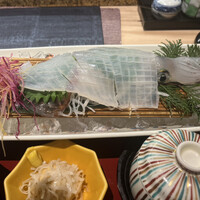 対馬のどぐろとイカ活き造り 博多 魚蔵 都ホテル店 - 
