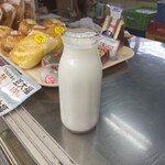 パンと牛乳の店 ミルクスタンド - 特選 大山おいしい牛乳 180ＭＬ