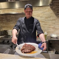 COWMAN STEAK CLUB - Tボーンステーキ サーロインとフィレ