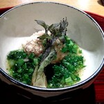 おかもと - 先付（牛スジの飛龍頭、タラの芽？の天麩羅、菜花）