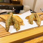 天ぷら およべ - スナップえんどう、茄子