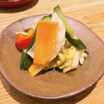 天ぷら およべ - 彩り野菜の浅漬け盛り