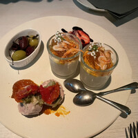 TOOTH TOOTH GARDEN RESTAURANT - 