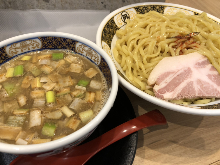 写真 2ページ目 : すごい煮干ラーメン 凪 多摩センター店