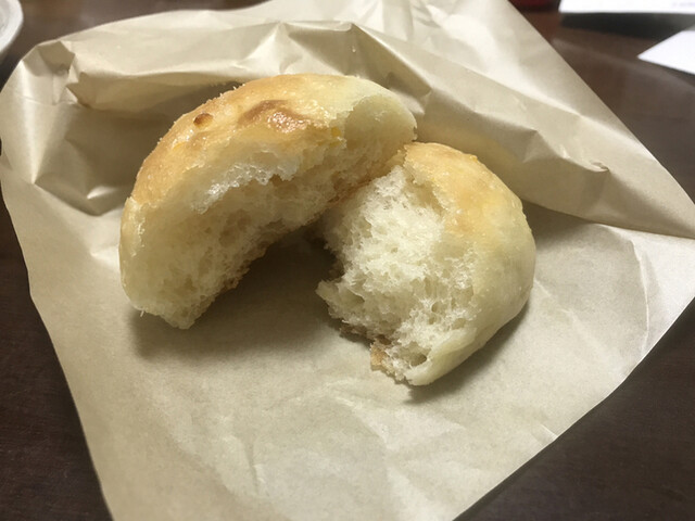 おいしいパン屋さん 雫 （SHIZUKU） - 西線16条/パン | 食べログ