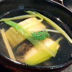 御料理 ふじ田 - サワラ、赤茄子、うるいのお椀