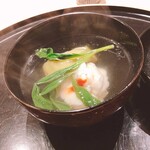 御料理 ふじ田 - お椀
      （オコゼ葛打ち梅肉、赤茄子、あずきな）