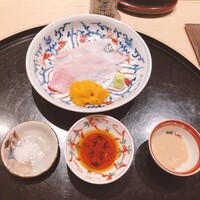 御料理 ふじ田 - 活マツカワカレイ＆ウニ＠根室産
                      （塩、出汁醤油、マツカワカレイの肝）