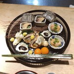 御料理 ふじ田 - 八寸（〆さば＠噴火湾＆セリ酢味噌、助子炊き、さわら＆なす挟み焼き、大黒しめじの白線揚げ、塩煎り銀杏、百合根田楽、金柑）