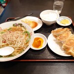 Hoan Yon - 台湾ラーメン定食