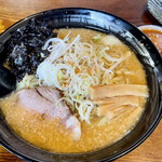 ラーメン酒場 天狗 - みそラーメン（こってり）