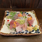 かもめ食堂 - 刺し身の盛合せ