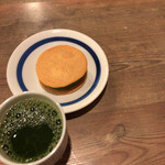 やきとりの扇屋 - お茶と抹茶アイスサンド