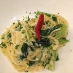 オステリア・バスティーユ - カニと小松菜のパスタ
