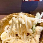 まる博 - この麺を啜ると喉が喜びます（笑）